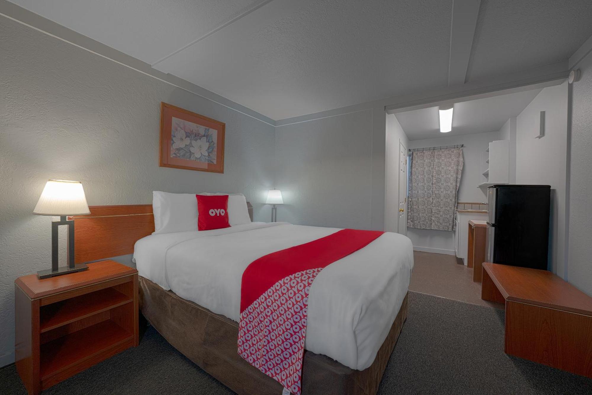 Oyo Hotel Portland Or Near Airport Gresham Esterno foto