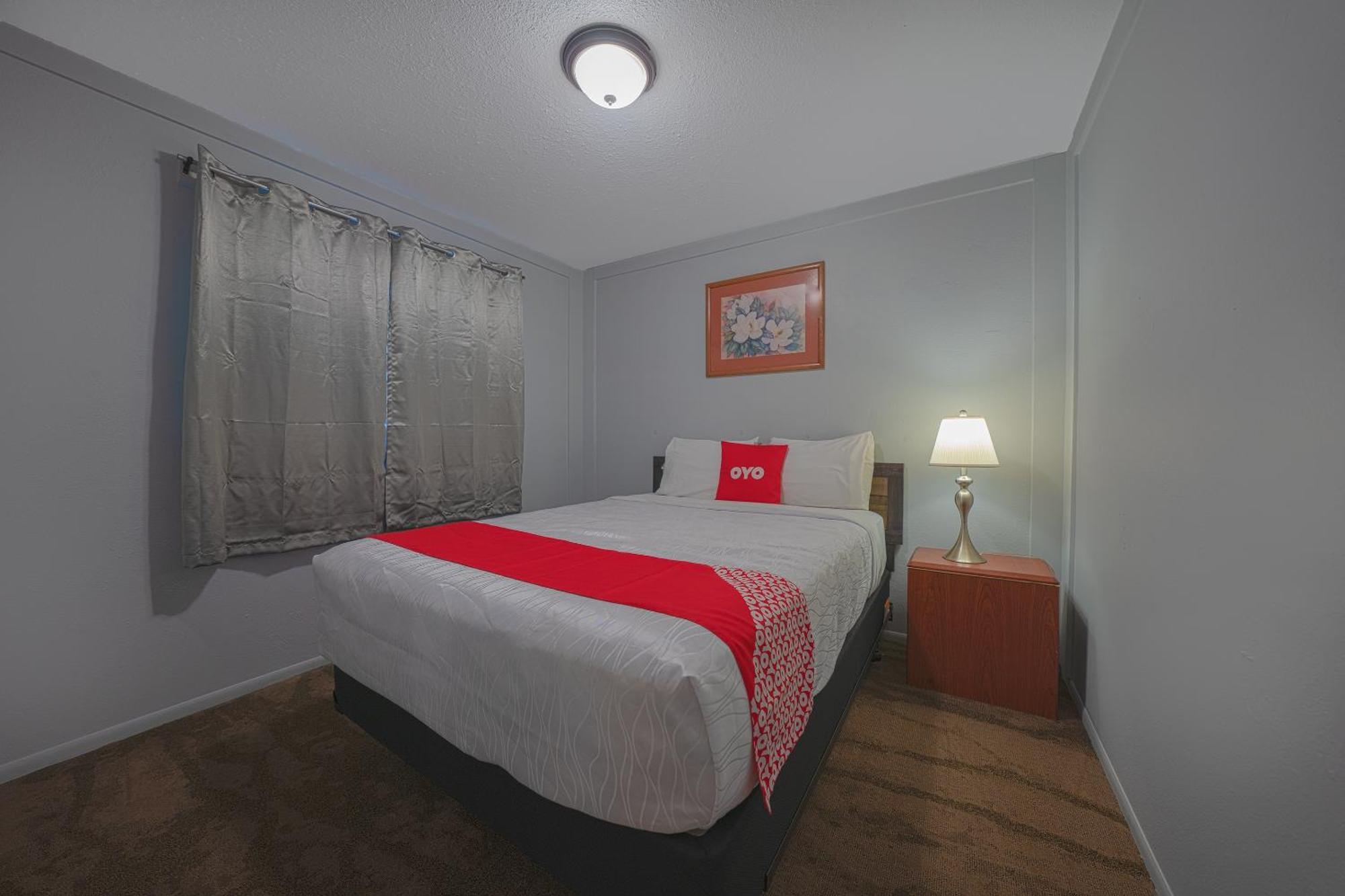 Oyo Hotel Portland Or Near Airport Gresham Esterno foto
